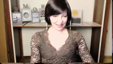 Angelina online show from July 2026 07:44:03 AM