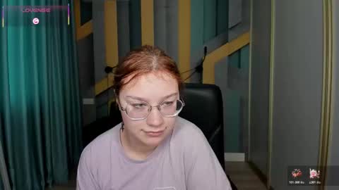 AngelinaLow online show from December 2025 12:22:02 PM