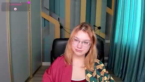 AngelinaLow online show from January 2026 12:31:02 PM