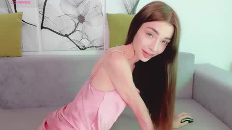 Snapshot of angelinawett chatting on June 2026 02:01:01 PM Angelina online show from June 2026 02:01:01 PM