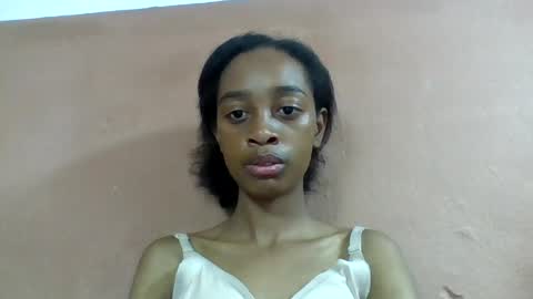 Snapshot of angeline221173 chatting on July 2026 02:04:02 AM angeline221173 online show from July 2026 02:04:02 AM