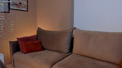 angelinpink_ online show from July 2026 06:11:02 AM