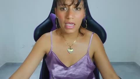 angela online show from July 2026 09:28:02 PM