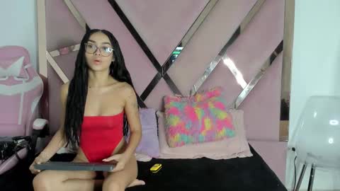 Snapshot of angell_petite01 chatting on February 2026 09:00:02 PM angell_petite01 online show from February 2026 09:00:02 PM