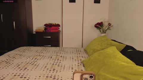  ANGELA ISABELLA  online show from June 2026 03:39:02 PM