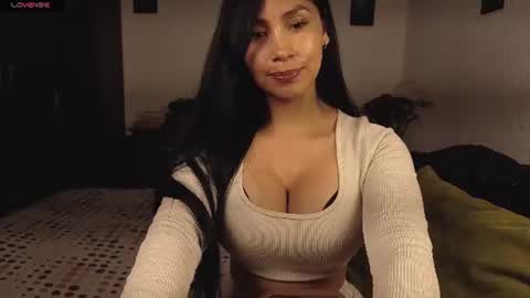  ANGELA ISABELLA  online show from June 2026 10:08:01 PM