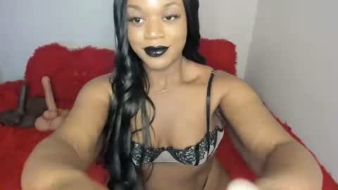 Snapshot of angellaveyparsons chatting on June 2026 01:08:02 AM Angel Lavey-Parsons online show from June 2026 01:08:02 AM