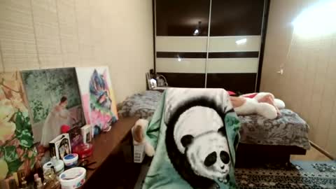 angelleah online show from July 2026 07:43:01 PM