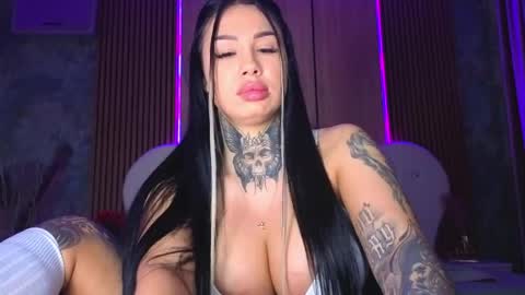 angellys online show from May 2026 03:52:02 PM