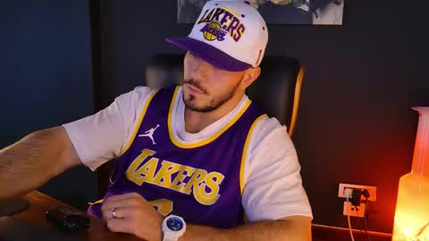 BlackWolf online show from November 2025 12:27:02 PM