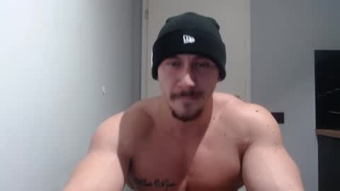 Snapshot of angelofit chatting on January 2025 07:13:01 PM ------- SEX SHOW WITH GUYS AND GIRLS MUSCLE SHOW online show from January 2025 07:13:01 PM
