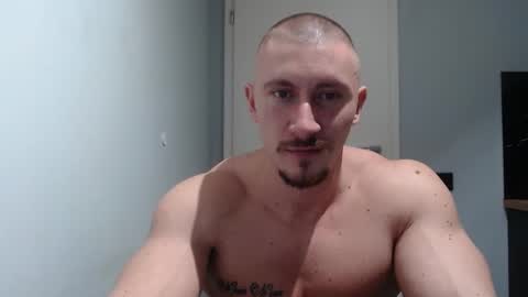 Snapshot of angelofit chatting on January 2025 09:22:01 PM ------- SEX SHOW WITH GUYS AND GIRLS MUSCLE SHOW online show from January 2025 09:22:01 PM