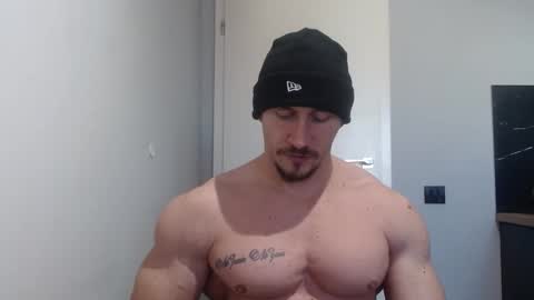 Snapshot of angelofit chatting on February 2025 01:46:01 PM ------- SEX SHOW WITH GUYS AND GIRLS MUSCLE SHOW online show from February 2025 01:46:01 PM