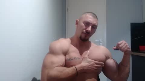 Snapshot of angelofit chatting on October 2025 10:12:02 AM ------- SEX SHOW WITH GUYS AND GIRLS MUSCLE SHOW online show from October 2025 10:12:02 AM