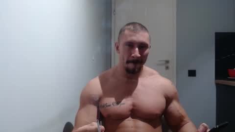 Snapshot of angelofit chatting on October 2025 05:24:02 PM ------- SEX SHOW WITH GUYS AND GIRLS MUSCLE SHOW online show from October 2025 05:24:02 PM