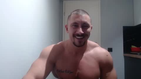 Snapshot of angelofit chatting on November 2025 05:35:02 PM ------- SEX SHOW WITH GUYS AND GIRLS MUSCLE SHOW online show from November 2025 05:35:02 PM