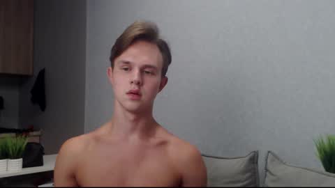 Angel online show from September 2025 04:50:02 PM