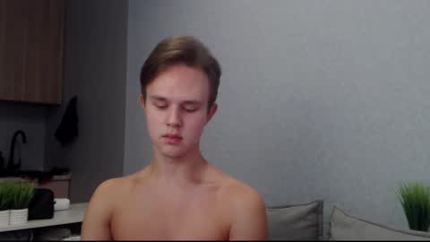 Angel online show from October 2025 07:39:02 AM