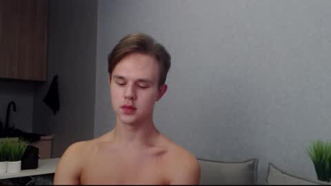 Angel online show from October 2025 08:59:01 AM