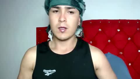 Snapshot of angels_0001 chatting on December 2024 09:20:01 PM angels_0001 online show from December 2024 09:20:01 PM