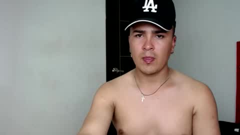 Snapshot of angels_0001 chatting on February 2025 08:45:02 PM angels_0001 online show from February 2025 08:45:02 PM