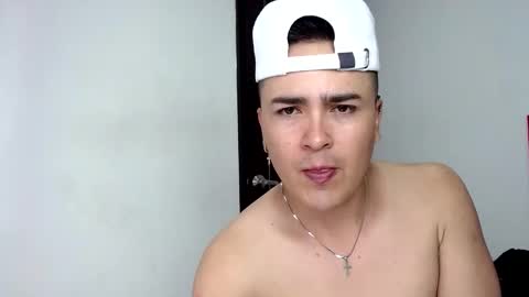 Snapshot of angels_0001 chatting on February 2025 10:50:01 PM angels_0001 online show from February 2025 10:50:01 PM