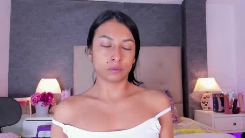 Snapshot of angels_one chatting on October 2025 11:41:02 AM Angela online show from October 2025 11:41:02 AM