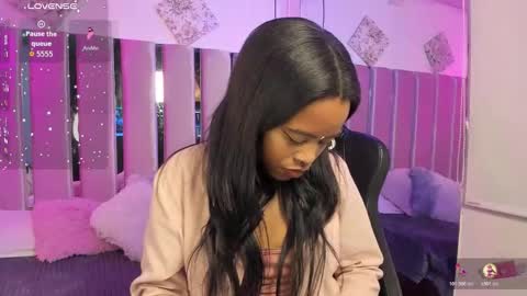 Snapshot of angelsmia_ chatting on October 2025 11:32:02 PM MIA available content ask online show from October 2025 11:32:02 PM