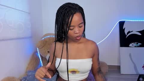 Snapshot of angelsmia_ chatting on February 2026 11:15:02 AM MIA available content ask online show from February 2026 11:15:02 AM