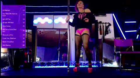 Snapshot of angelsparkle80 chatting on February 2026 08:07:01 AM Madison Marie online show from February 2026 08:07:01 AM