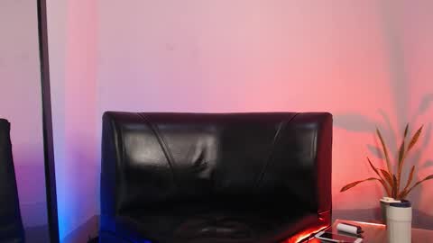 Snapshot of angelstorm_ chatting on October 2025 02:48:02 AM Angel Storm online show from October 2025 02:48:02 AM