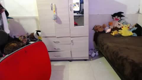 Snapshot of angelswhithe chatting on October 2025 07:14:02 PM angels online show from October 2025 07:14:02 PM