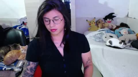 Snapshot of angelswhithe chatting on November 2025 06:35:01 PM angels online show from November 2025 06:35:01 PM