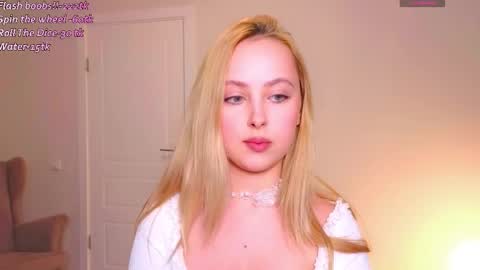 Snapshot of angelxloe chatting on February 2026 08:07:02 PM Im Chloe i do FLASH BOOBS for new fan club online show from February 2026 08:07:02 PM