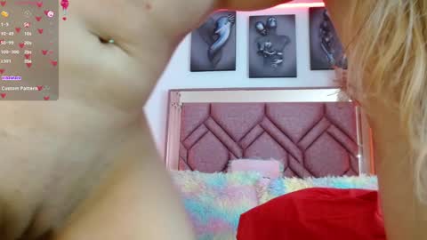 Snapshot of angely_18 chatting on January 2025 11:24:01 PM Angely online show from January 2025 11:24:01 PM