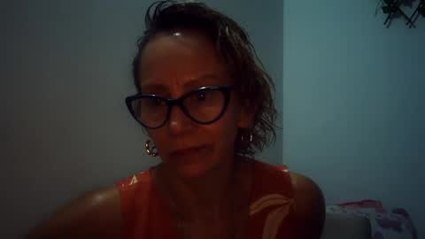 Snapshot of angelycute476334 chatting on January 2025 12:18:01 AM angelycute476334 online show from January 2025 12:18:01 AM