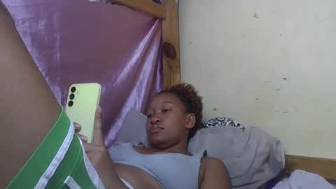 Snapshot of angevannessa chatting on November 2025 12:05:02 PM ange online show from November 2025 12:05:02 PM