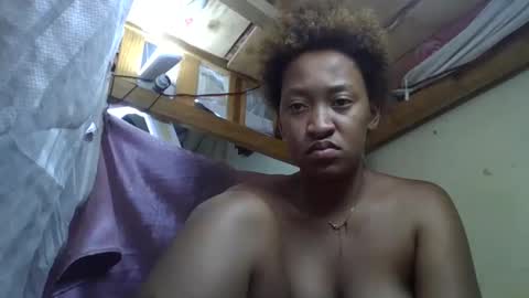 Snapshot of angevannessa chatting on November 2025 05:39:02 AM ange online show from November 2025 05:39:02 AM