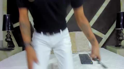 Snapshot of anghel_stone chatting on February 2025 06:37:02 PM Anghel Stone online show from February 2025 06:37:02 PM