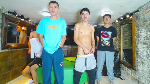 Snapshot of anghelytos chatting on December 2024 06:41:01 PM anghelytos online show from December 2024 06:41:01 PM