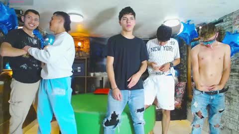 Snapshot of anghelytos chatting on December 2024 06:39:02 PM anghelytos online show from December 2024 06:39:02 PM