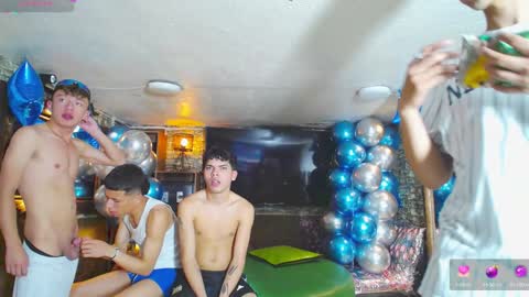 Snapshot of anghelytos chatting on December 2024 09:41:01 PM anghelytos online show from December 2024 09:41:01 PM