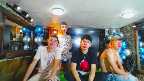 Snapshot of anghelytos chatting on December 2024 06:38:02 PM anghelytos online show from December 2024 06:38:02 PM