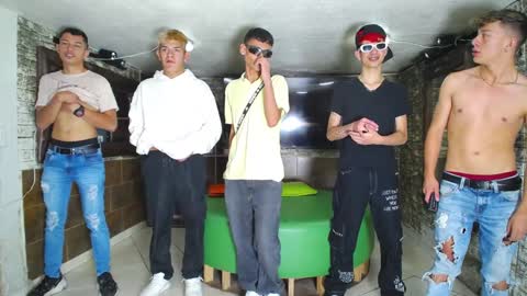 Snapshot of anghelytos chatting on January 2025 06:35:01 PM anghelytos online show from January 2025 06:35:01 PM