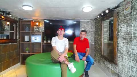 Snapshot of anghelytos chatting on January 2025 06:57:02 PM anghelytos online show from January 2025 06:57:02 PM