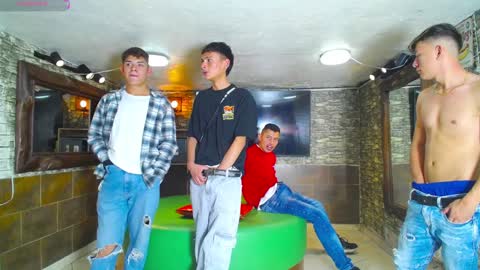 Snapshot of anghelytos chatting on January 2025 06:44:01 PM anghelytos online show from January 2025 06:44:01 PM