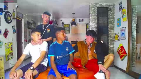 Snapshot of anghelytos chatting on February 2025 08:11:01 PM anghelytos online show from February 2025 08:11:01 PM