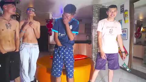 Snapshot of anghelytos chatting on February 2025 06:20:02 PM anghelytos online show from February 2025 06:20:02 PM