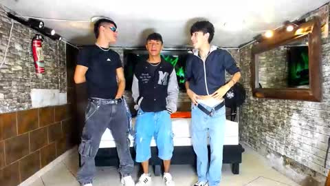 Snapshot of anghelytos chatting on October 2025 09:15:01 PM anghelytos online show from October 2025 09:15:01 PM