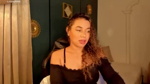 Snapshot of angie_leonn chatting on July 2026 12:42:02 PM A N G I E online show from July 2026 12:42:02 PM